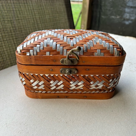 Storage Box - Picture 4 of 12